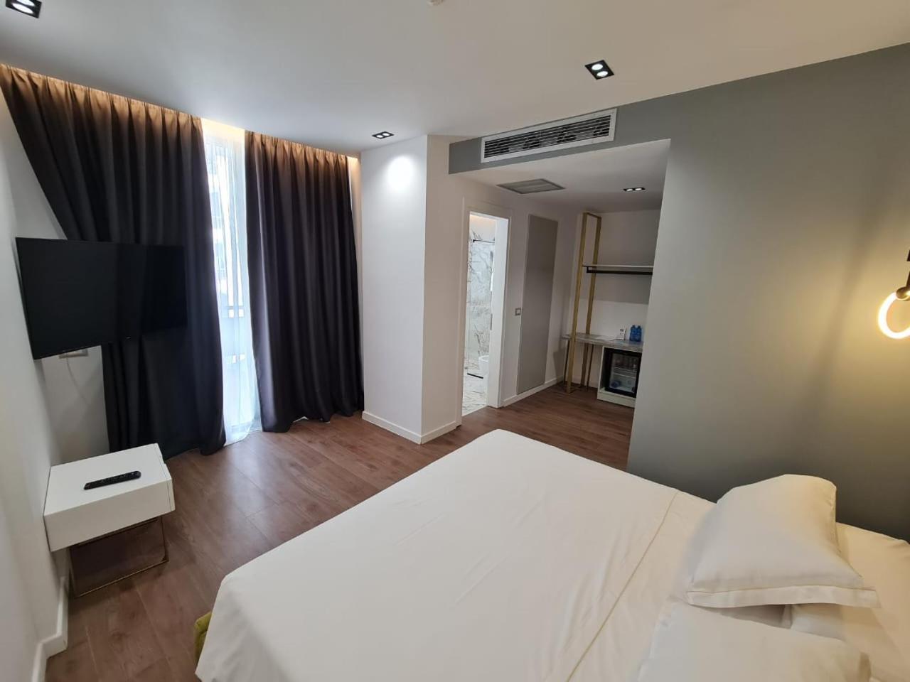 Vlorë Regina City Hotel & Spa מראה חיצוני תמונה